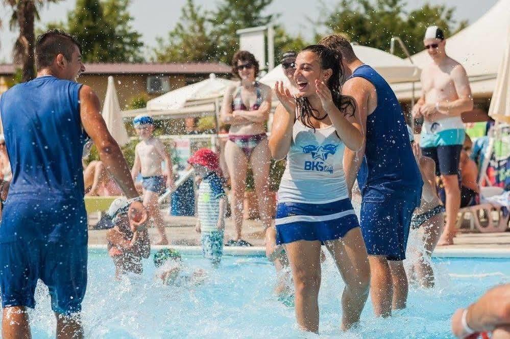 Butterfly Camping Village Peschiera del Garda Exterior foto