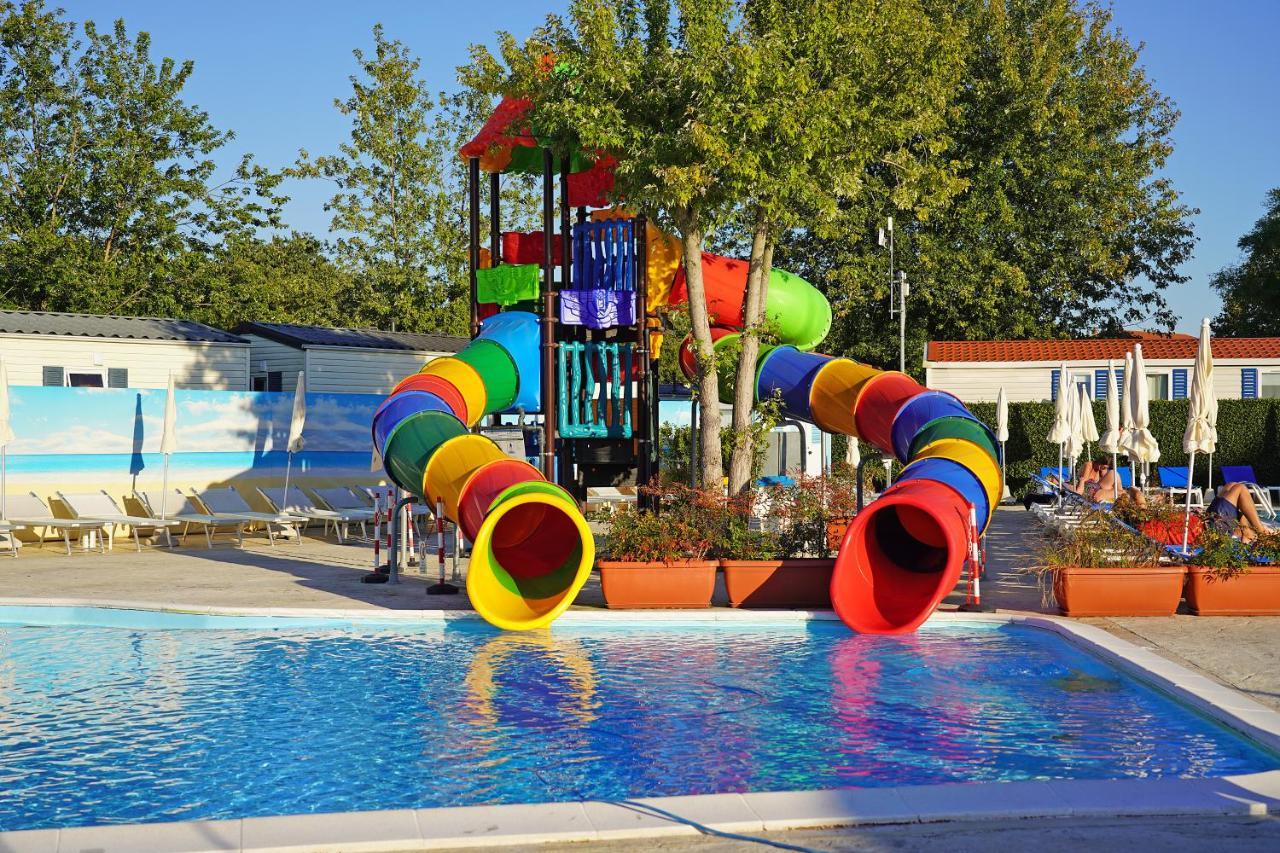 Butterfly Camping Village Peschiera del Garda Exterior foto