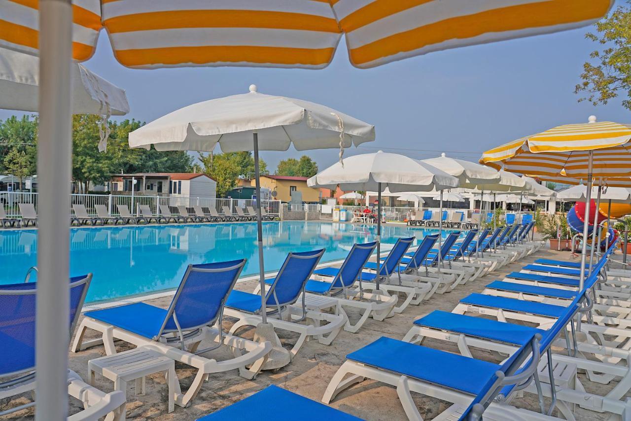 Butterfly Camping Village Peschiera del Garda Exterior foto